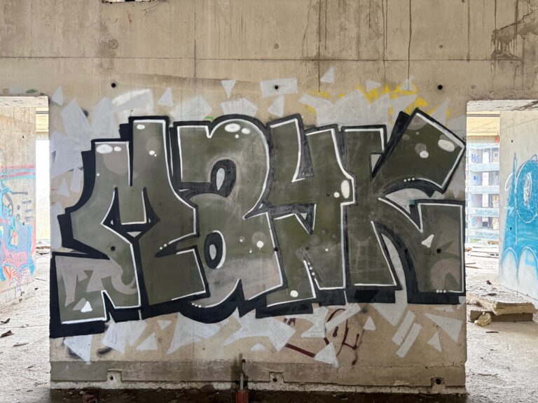 Mayk olive green