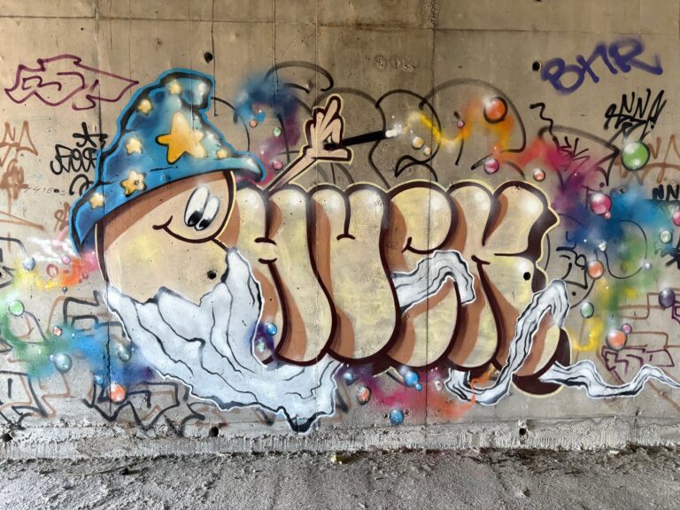 Chuck wizard t-up
