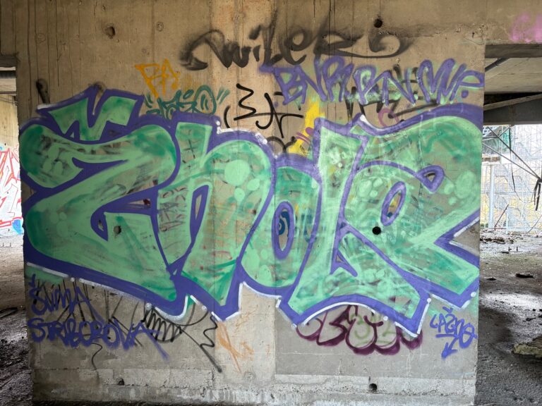 Žnola green