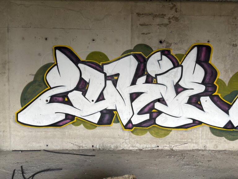 Zukie white