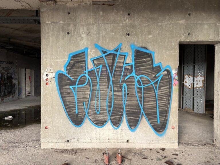 Zuks t-up