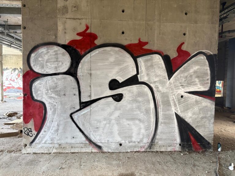 ISK crew