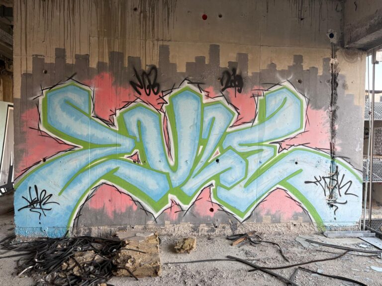 Zule blue green