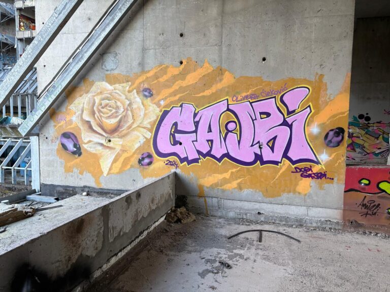 Gajbi rose