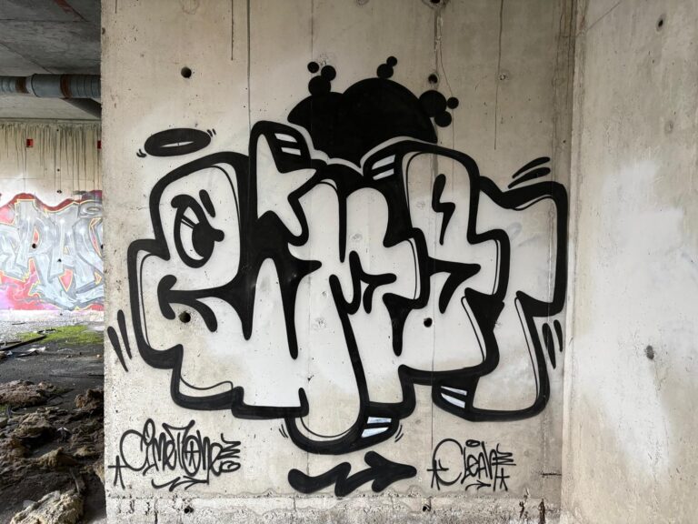 Cimet bomb
