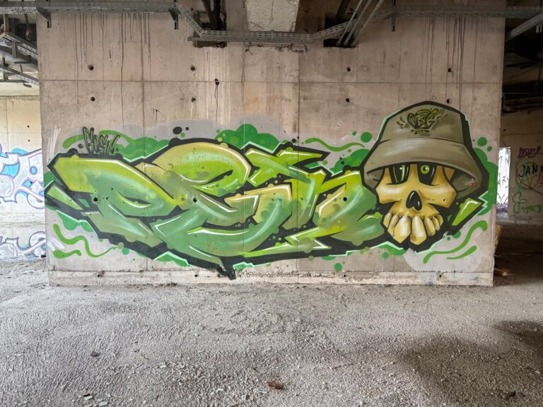 Mr Pain green