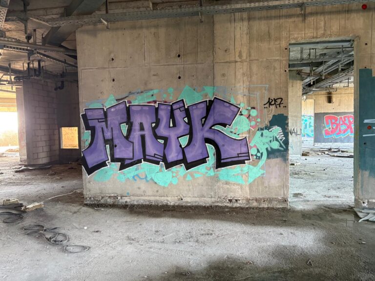 Purple Mayk