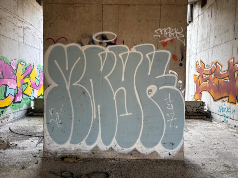 Mayk invert