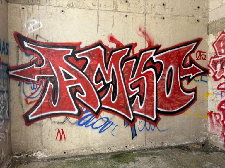 Amko red