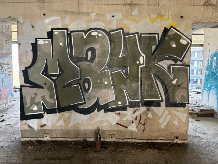Mayk darkgreen