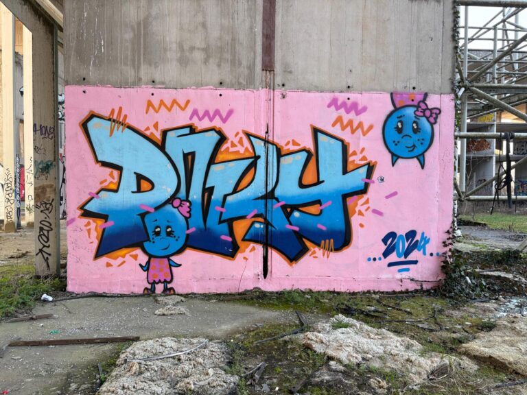 Pinky blue