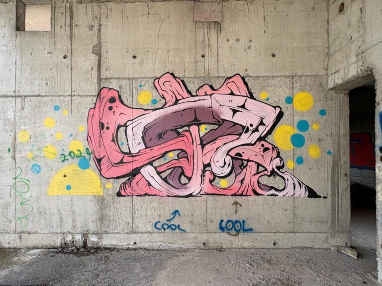 Chez pink