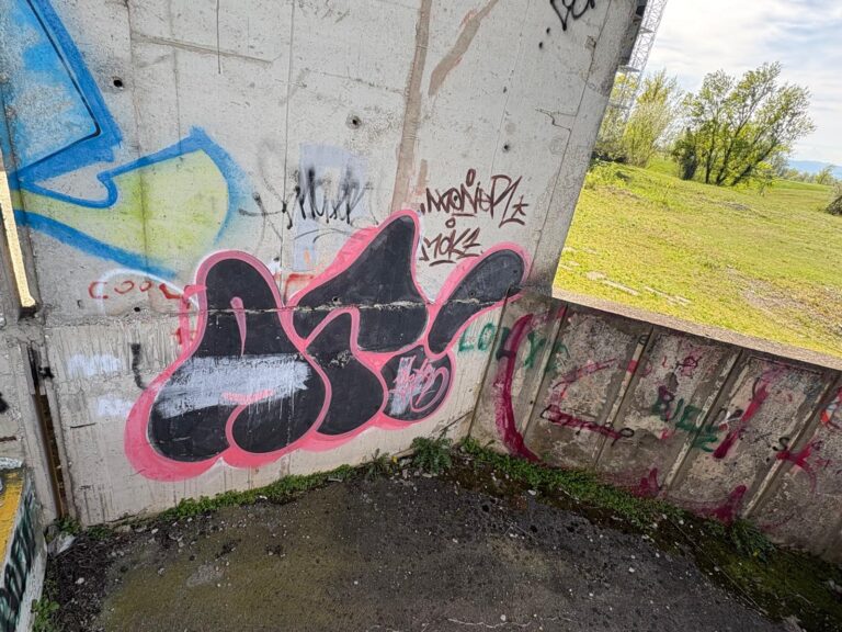 At throwie