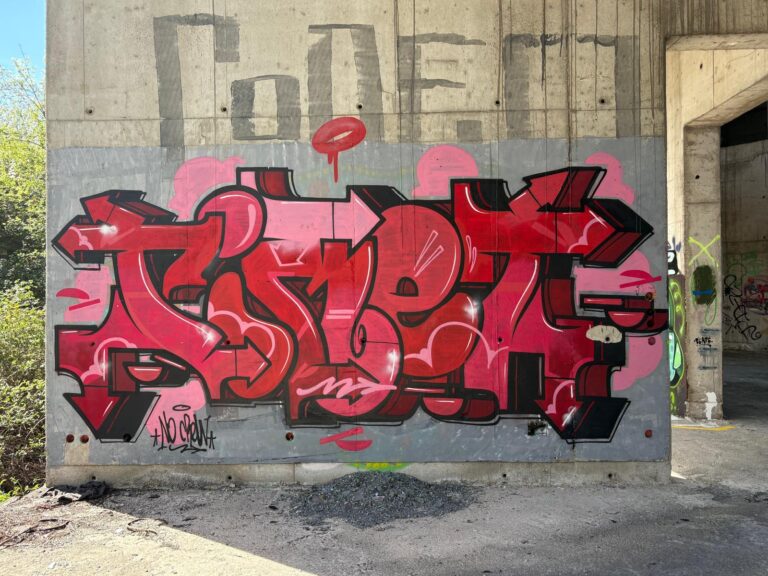 Cimet Red old school :)