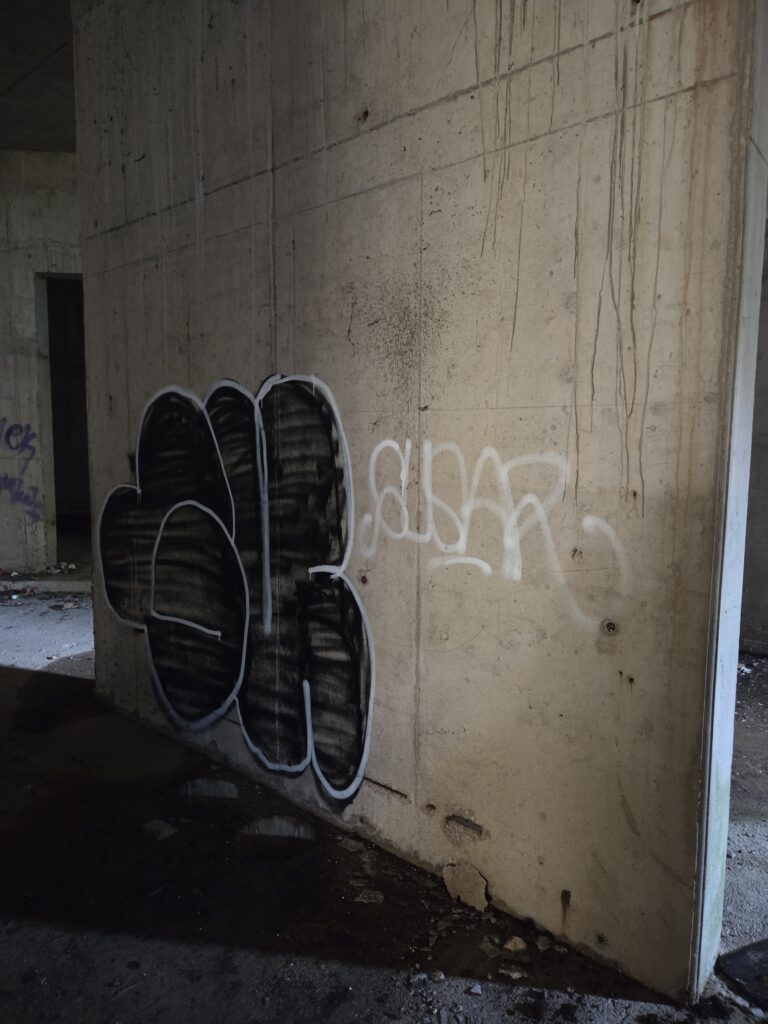 GU t-up