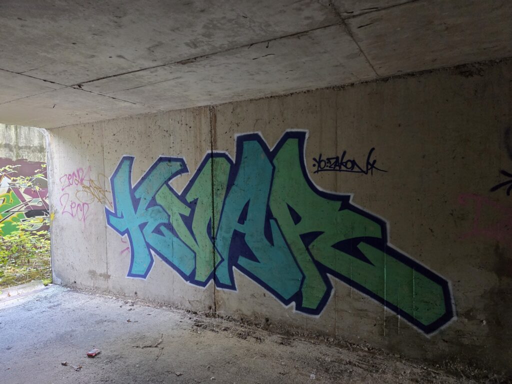 Kvar green graffiti